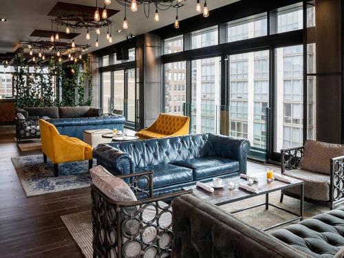 Royalton Park Avenue Image