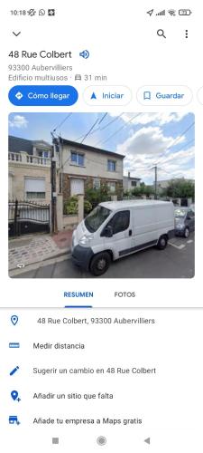 une camionnette blanche garée dans un parking dans l'établissement Maison familiale avec une chambre, salon et cuisine, nous vous proposons un appartement Avec tout équipé et ménage, à Aubervilliers