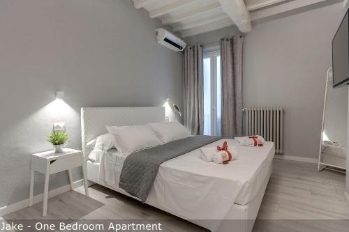 Jake & Francis Apartments by Mamo Florence