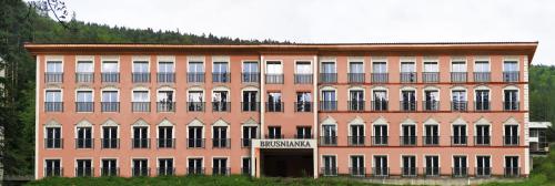 Kúpele Brusno - Kúpeľný dom BRUSNIANKA