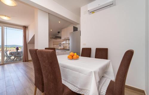 2 Bedroom Amazing Apartment In Biograd Na Moru
