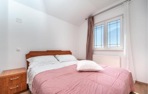2 Bedroom Amazing Apartment In Biograd Na Moru