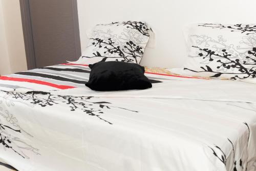 Katil atau katil-katil dalam bilik di Sky Haven, 5Mins Orly Airport