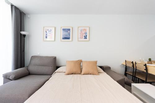 Home2Book Cozy Pool & Terrace Apartment, Arona