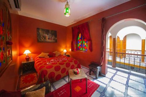 Postel nebo postele na pokoji v ubytování La lune de Marrakech Riad