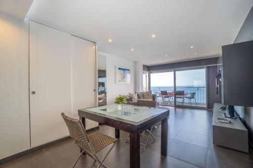 416-Apartamento con vistas mar y piscina