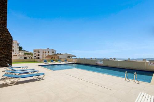416-Apartamento con vistas mar y piscina