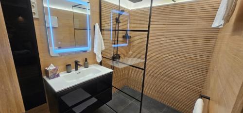A bathroom at Péterfia Boutique Apartments