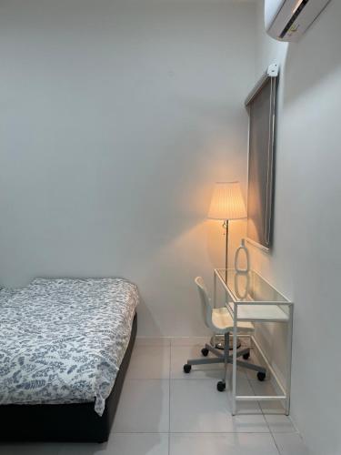 Кровать или кровати в номере The Imans Place