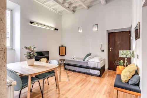 Trastevere at Piazza Giuditta Arcuati suite