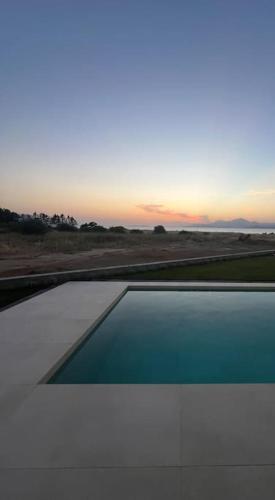 Πισίνα στο ή κοντά στο springs suites no4