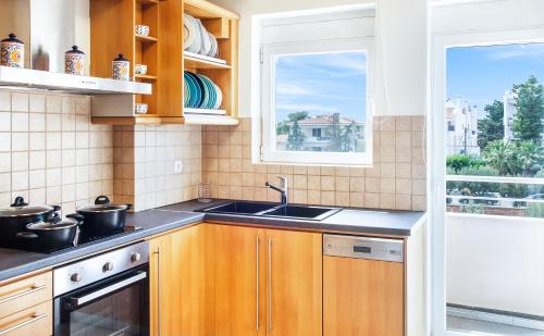 Bright and Luxurious 2BR Home in Central Glyfada