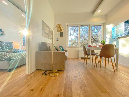 Banfi Suite - park view