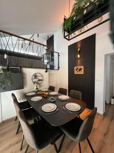 Gambar di galeri bagi Villa Izziy by the beach with a sea view di Ražanac