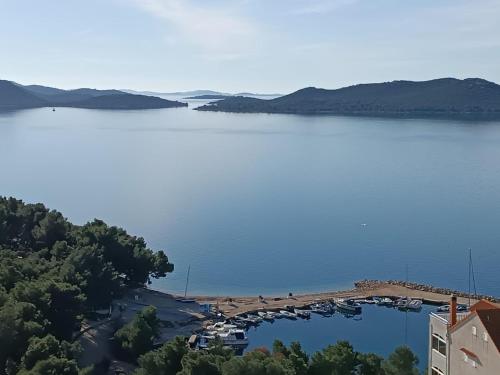 a view of a large body of water at Apartmani Srdarović in Drage