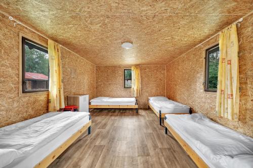 Chatová osada Bílý Kámen