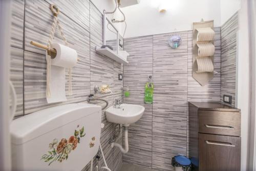 Bilik mandi di La Casa di Sciù Sciù