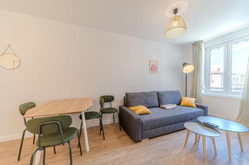 Comfortable and practical apartment in Oullins