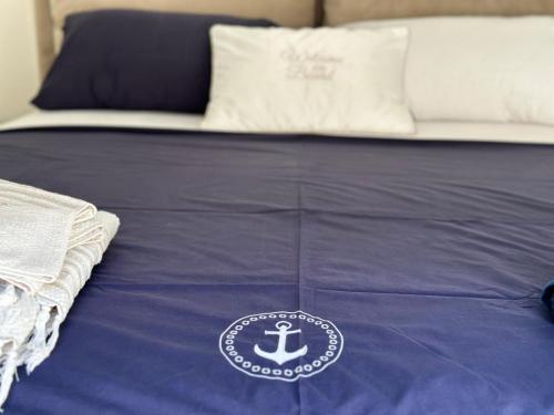 Postel nebo postele na pokoji v ubytování Ostriche & Champagne Room Green Coast Palase