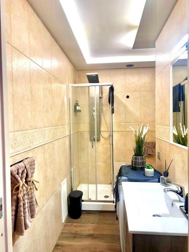 Bagno di Falco Deluxe Home