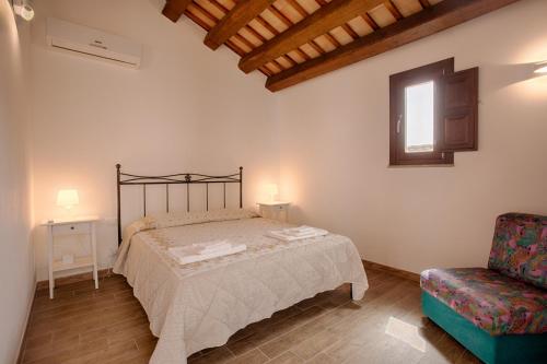 Postel nebo postele na pokoji v ubytování Erice Lovely Apt with Terrace and Stunning View