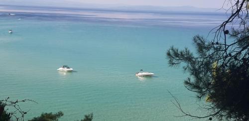 Gallery image of Rappos Studios in Kallithea Halkidikis