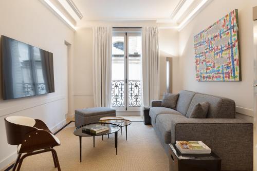 Pick A Flat's Apartment in Saint-Germain, Bon Marché - Rue de Babylone