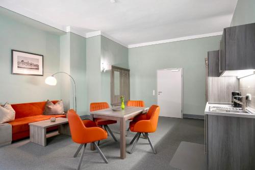 Kuchyň nebo kuchyňský kout v ubytování Luckau Appartements 1695