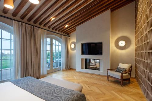 Μια τηλεόραση ή/και κέντρο ψυχαγωγίας στο Quinta do Paral