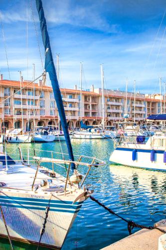 Expoholidays - MAGNIFICO APARTAMENTO CON VISTAS AL PUERTO