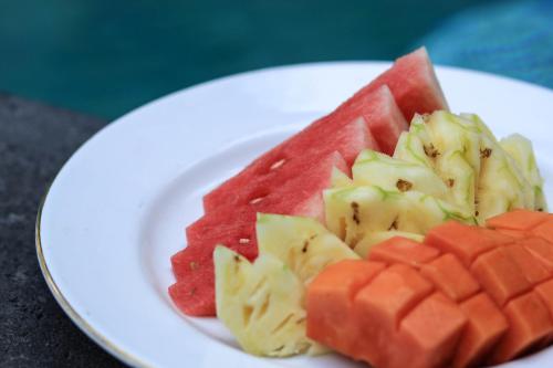 Еда / где поесть недалеко от гостевого дома