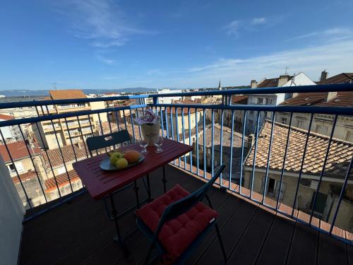 Appartement terrasse au coeur de Valence 54