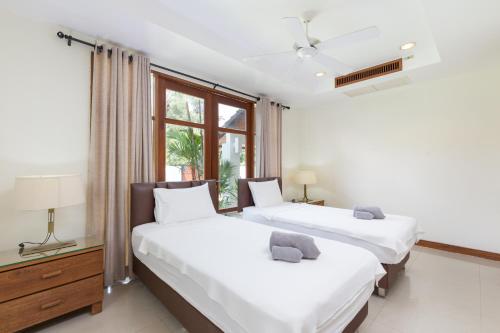 Gallery image of 18 - Serene Golf Escape in Kathu
