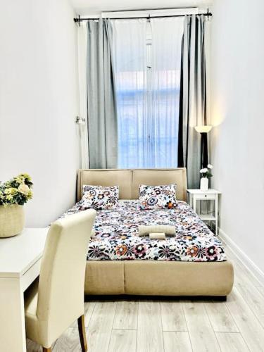 L3 City Centre Stylish Flat AC