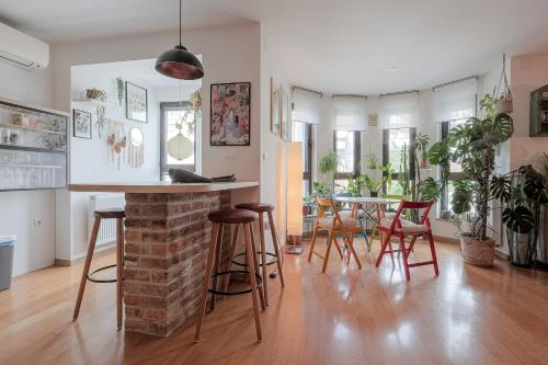 Indigo Apartment