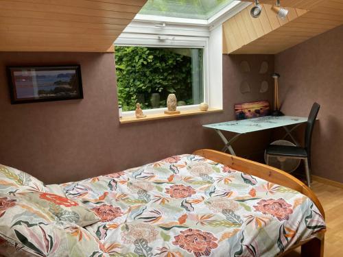 Postel nebo postele na pokoji v ubytování Chambre au calme à Arradon