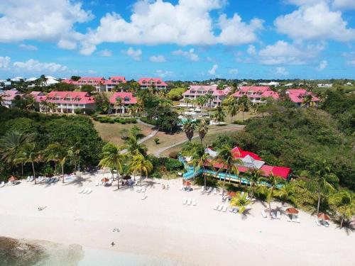 an aerial view of a resort on a beach at Appart T3 VILLAGE VACANCES SAINTE-ANNE in Courcelles Sucrerie