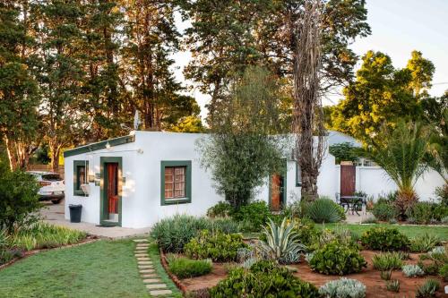 Κήπος έξω από το Karoo Ouberg Guest Lodge