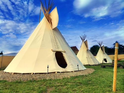 Teepee Camp Lounky