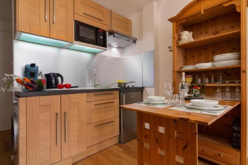 Η κουζίνα ή μικρή κουζίνα στο Appartement Paccard 305 - Happy Rentals
