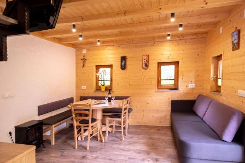 O zonă de relaxare la Mountain Lodge Jereka - Happy Rentals