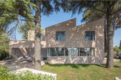 VALDORA - Luxury villa with heated pool
