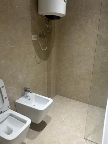 Photo de la galerie de l'établissement Beachside Apartment Golem 55m2, à Golem