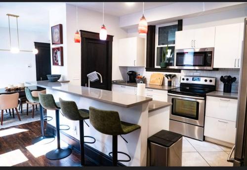 Η κουζίνα ή μικρή κουζίνα στο Pullan House Retreat