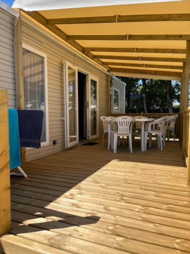 Bungalow cosy à Onzain avec piscine partagée