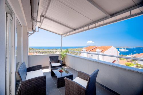 Memo - ZF Hvar
