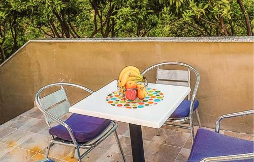 1 Bedroom Amazing Apartment In Trogir