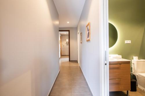 43MAL1000-NiceBright 2BR next to Sagrada Familia