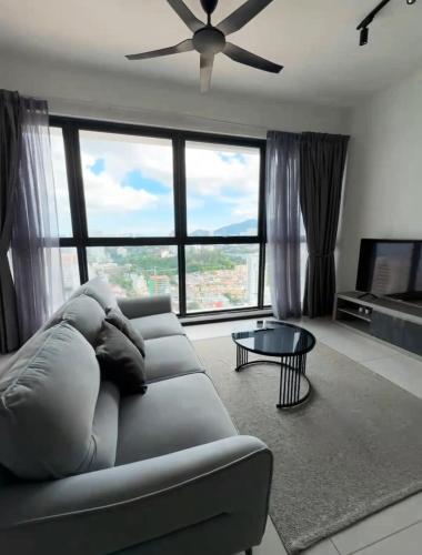 Posezení v ubytování Urban Suites TWO Or THREE Bedroom Georgetown by ANC