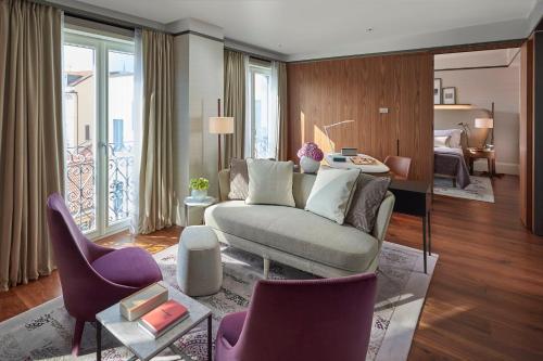 Posezení v ubytování Mandarin Oriental, Milan